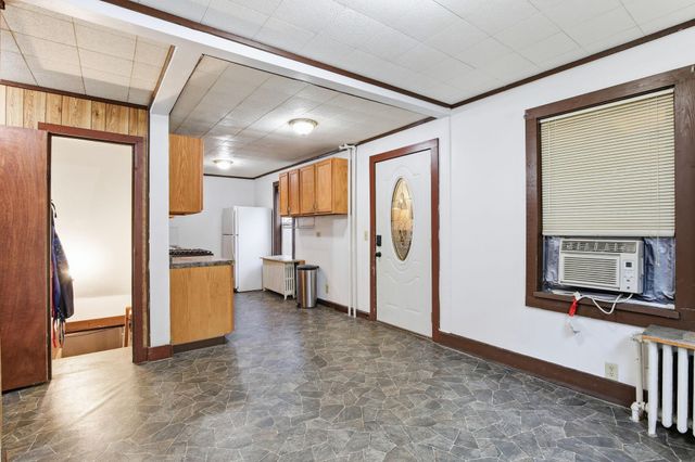 768 Minnehaha Avenue E, Saint Paul, MN 55106