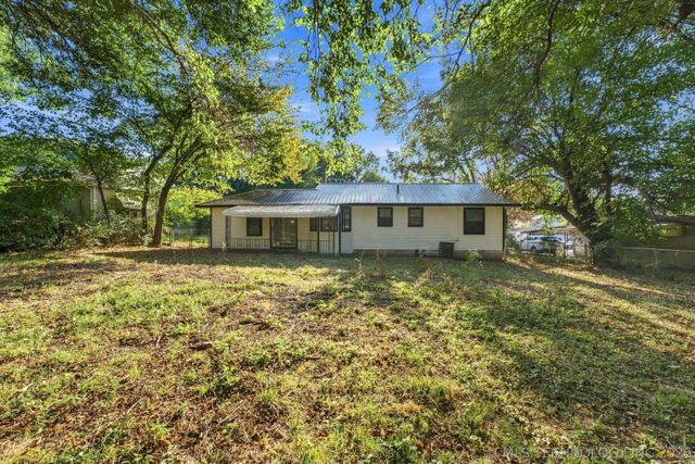 426 S Fairland Avenue, Coweta, OK 74429