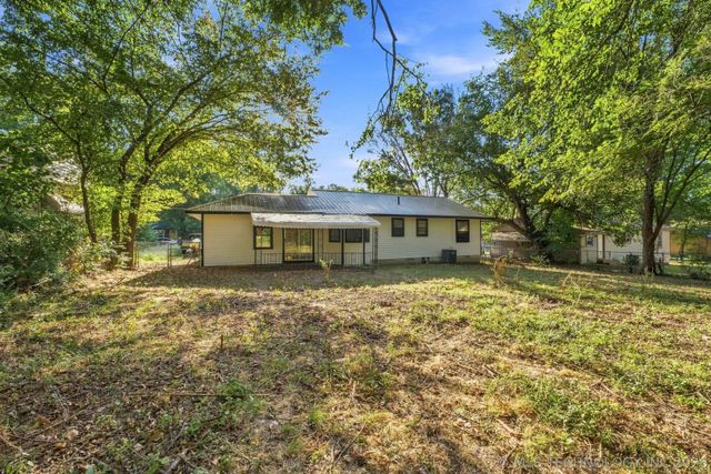 426 S Fairland Avenue, Coweta, OK 74429