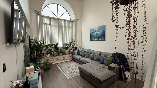 15525 Miami Lakeway N 206, Miami Lakes, FL 33014