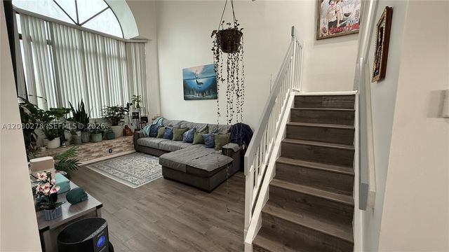 15525 Miami Lakeway N 206, Miami Lakes, FL 33014