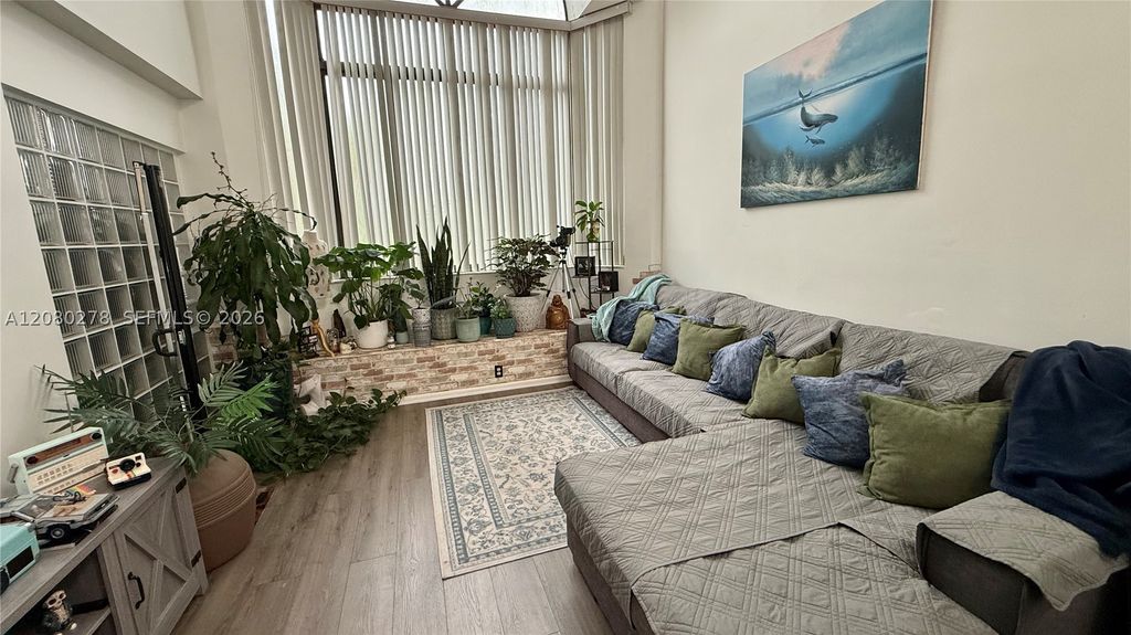 15525 Miami Lakeway N 206, Miami Lakes, FL 33014
