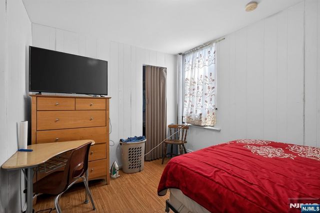 11 Yereance Avenue, Newark, NJ 07106