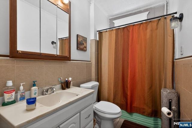 11 Yereance Avenue, Newark, NJ 07106