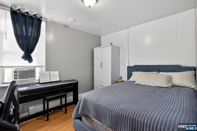 11 Yereance Avenue, Newark, NJ 07106