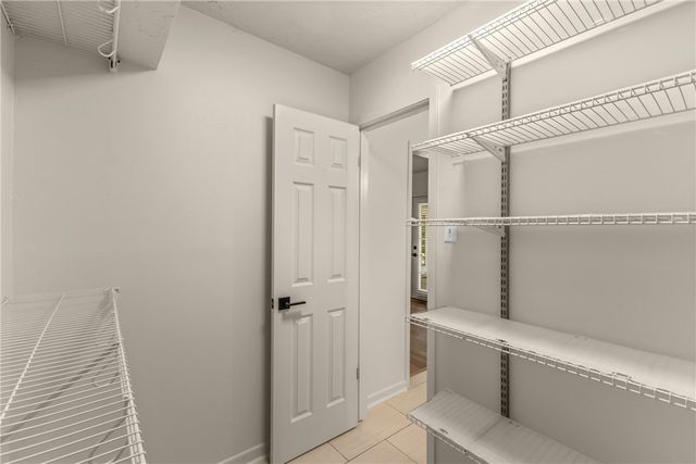 2511 Arbor Drive, Bryan, TX 77802