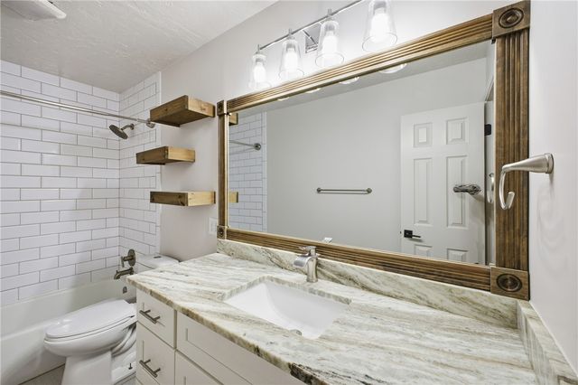 2511 Arbor Drive, Bryan, TX 77802