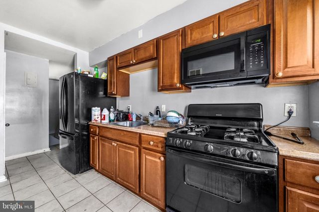 1636 PENTWOOD RD, Baltimore, MD 21239