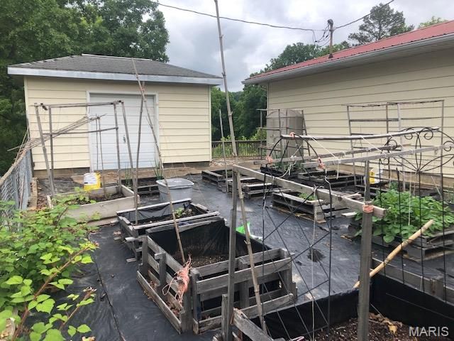 21925 Teak Lane, St Robert, MO 65584