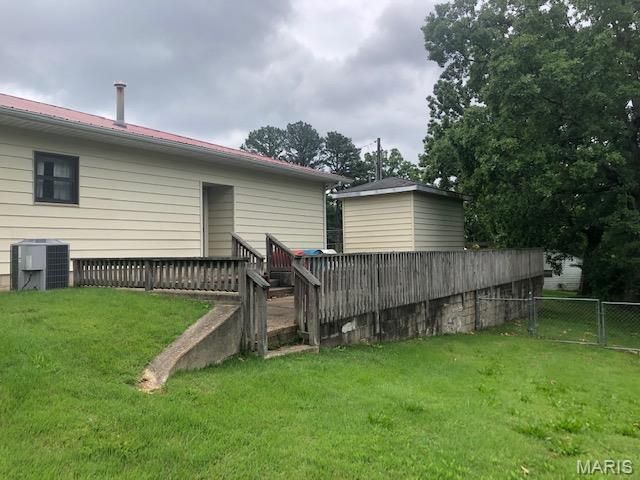 21925 Teak Lane, St Robert, MO 65584