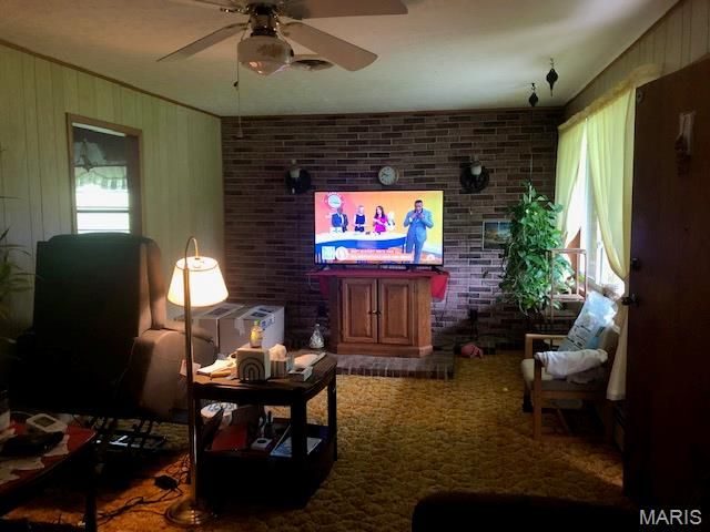 21925 Teak Lane, St Robert, MO 65584