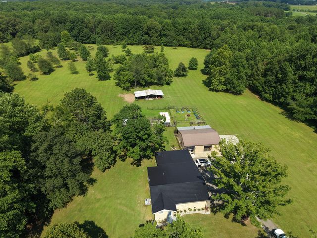 88 Kidd Rd, Lawrenceburg, TN 38464