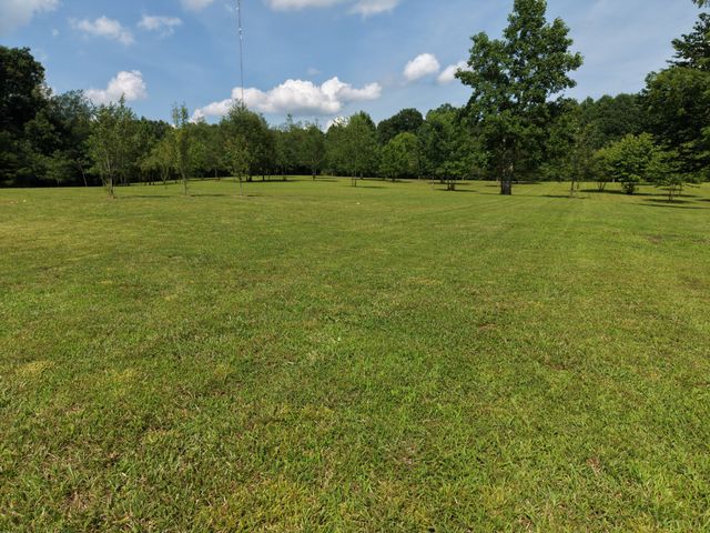 88 Kidd Rd, Lawrenceburg, TN 38464