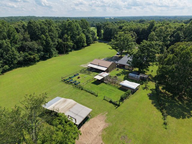 88 Kidd Rd, Lawrenceburg, TN 38464