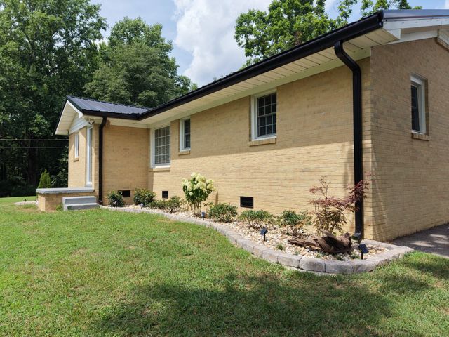 88 Kidd Rd, Lawrenceburg, TN 38464