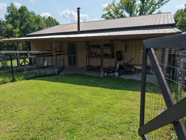 88 Kidd Rd, Lawrenceburg, TN 38464