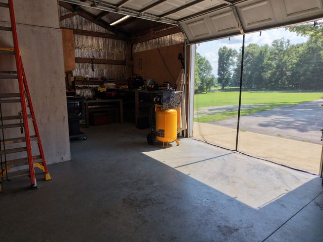 88 Kidd Rd, Lawrenceburg, TN 38464
