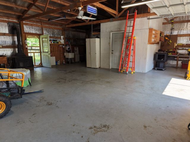 88 Kidd Rd, Lawrenceburg, TN 38464