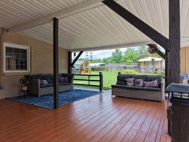88 Kidd Rd, Lawrenceburg, TN 38464