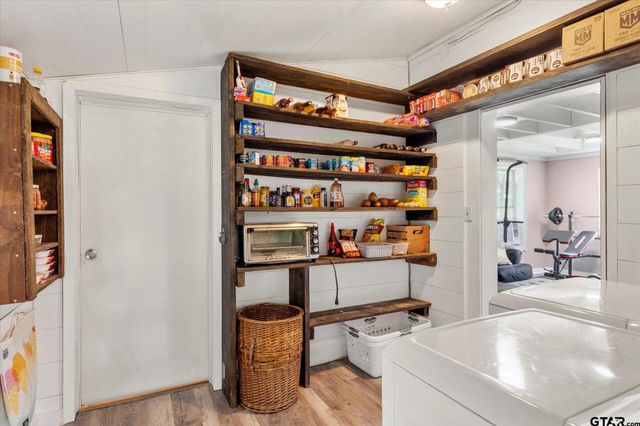 7928 FM 127, Mount Pleasant, TX 75455