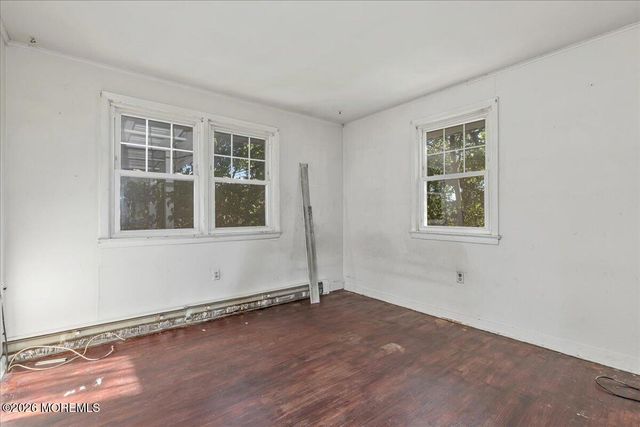 31 Borick Avenue, Hazlet, NJ 07730
