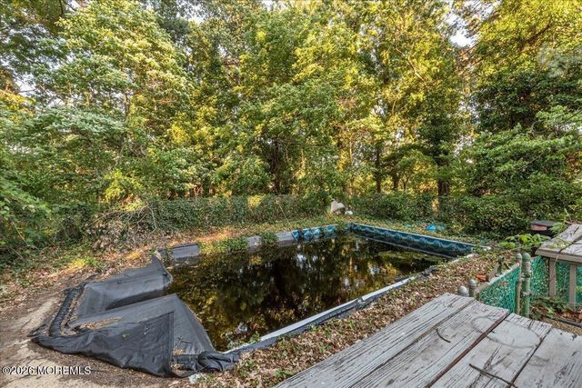 31 Borick Avenue, Hazlet, NJ 07730