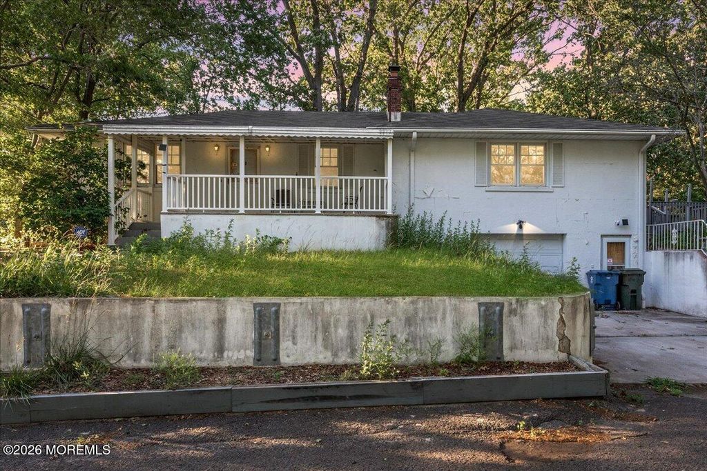 31 Borick Avenue, Hazlet, NJ 07730