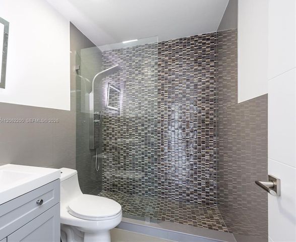 14003 SW 147th Ct, Miami, FL 33196