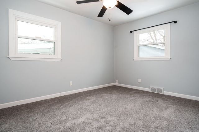 114 BUNN Drive, Rockton, IL 61072