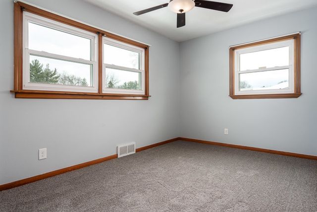 114 BUNN Drive, Rockton, IL 61072