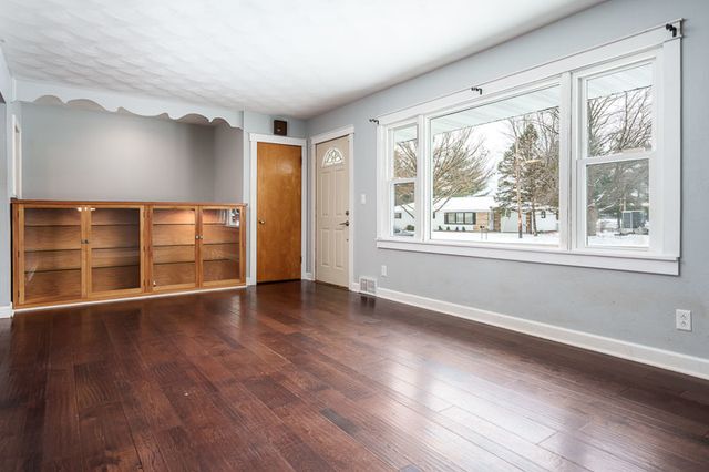 114 BUNN Drive, Rockton, IL 61072