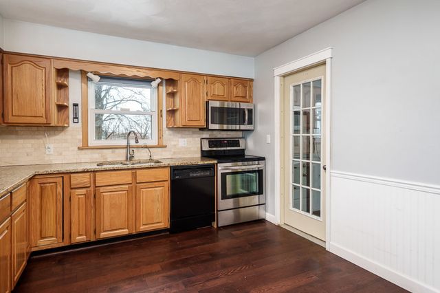 114 BUNN Drive, Rockton, IL 61072