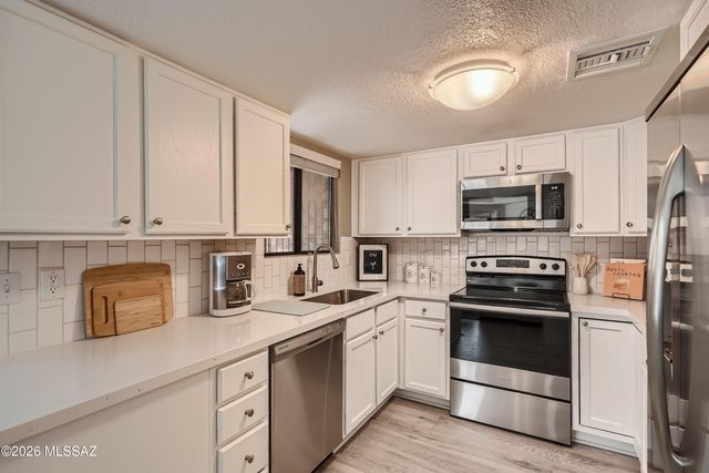 5051 N Sabino Canyon Rd Unit 1120, Tucson, AZ 85750
