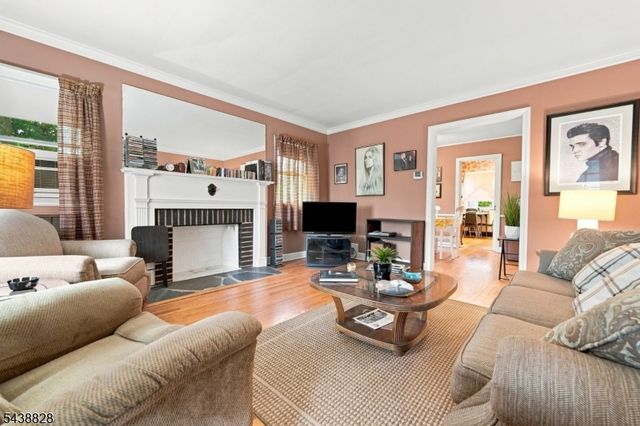 5 Plymouth Rd, Nutley Twp., NJ 07110