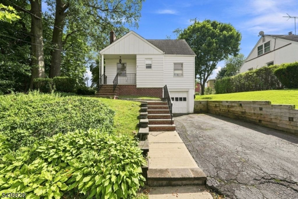 5 Plymouth Rd, Nutley Twp., NJ 07110