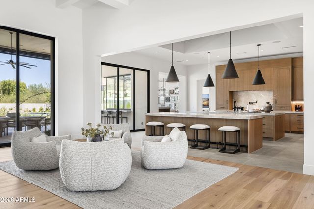 7700 N INVERGORDON Road, Paradise Valley, AZ 85253