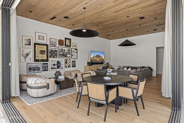7700 N INVERGORDON Road, Paradise Valley, AZ 85253