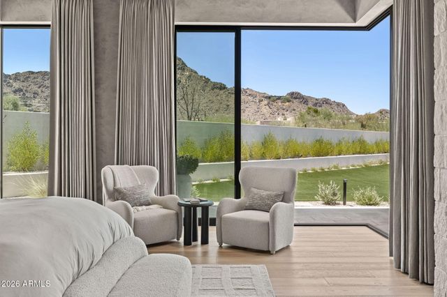 7700 N INVERGORDON Road, Paradise Valley, AZ 85253