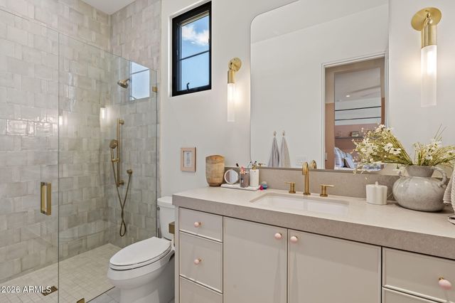 7700 N INVERGORDON Road, Paradise Valley, AZ 85253