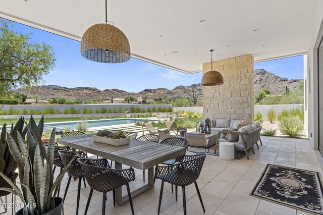 7700 N INVERGORDON Road, Paradise Valley, AZ 85253