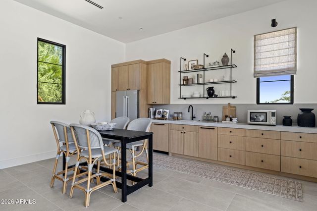 7700 N INVERGORDON Road, Paradise Valley, AZ 85253