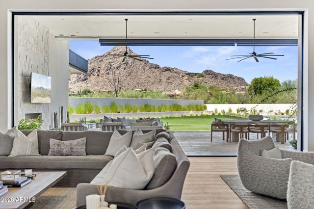 7700 N INVERGORDON Road, Paradise Valley, AZ 85253