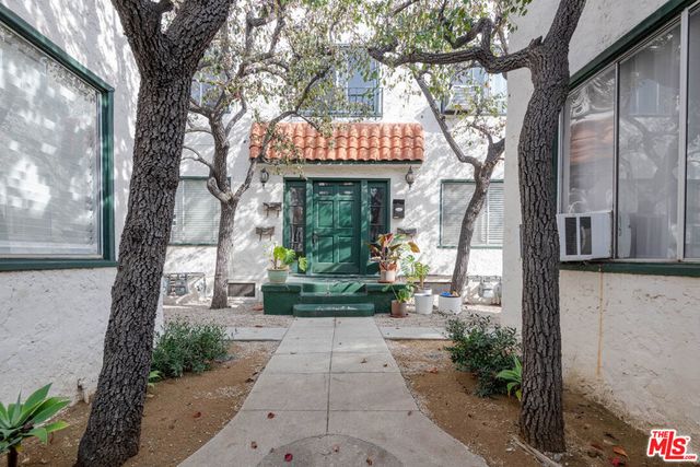 522 N Alta Vista Boulevard 9, Los Angeles, CA 90036
