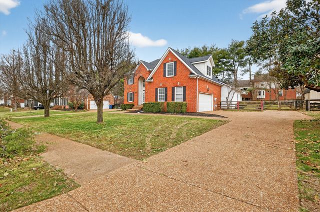 2020 Bratton Place Dr, Franklin, TN 37067