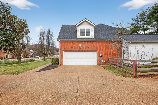 2020 Bratton Place Dr, Franklin, TN 37067