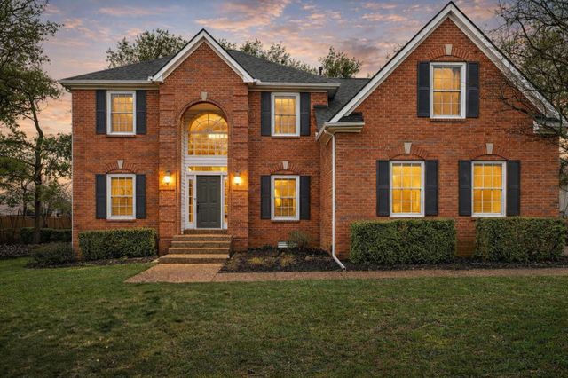 2020 Bratton Place Dr, Franklin, TN 37067