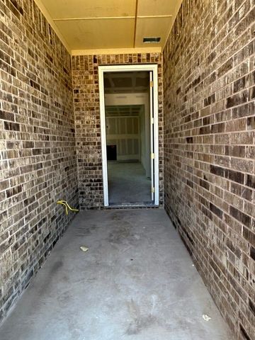 3401 Helena Street, Gainesville, TX 76240