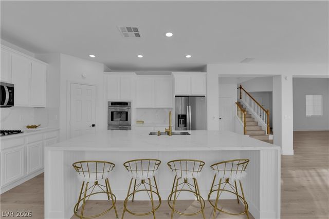 7511 Shadow Estates Way, Las Vegas, NV 89113