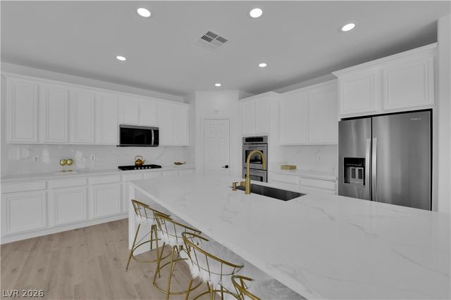 7511 Shadow Estates Way, Las Vegas, NV 89113