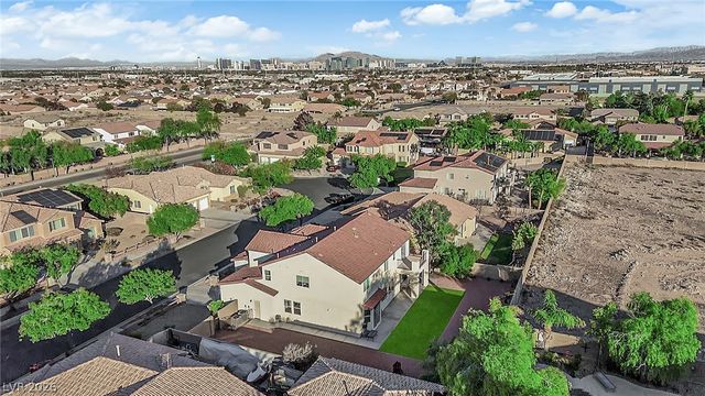 7511 Shadow Estates Way, Las Vegas, NV 89113